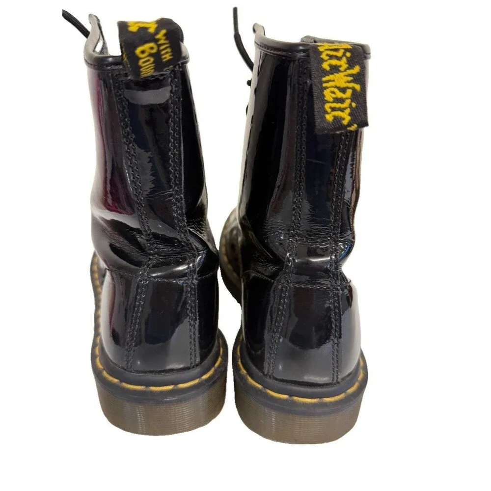 Dr. Martens 1460 Black Patent Leather 8 Hole Lace-Up Unisex Boots‎ Shoes Size 9